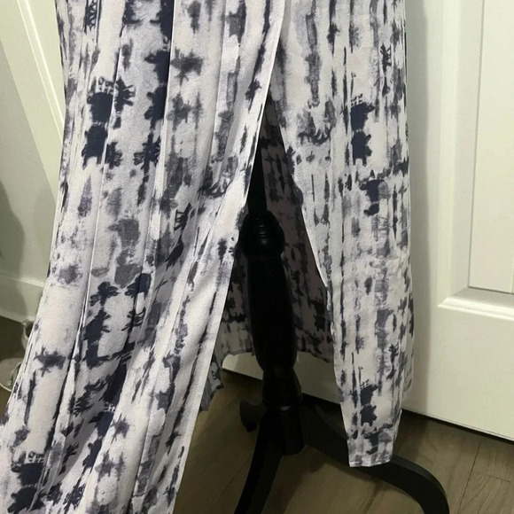 NWOT. Open Edit Pleated Midi Skirt Purple Tie Dye Size XS. Measurements in pics - Picture 9 of 11